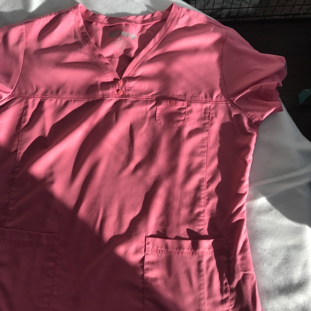 Scrub top